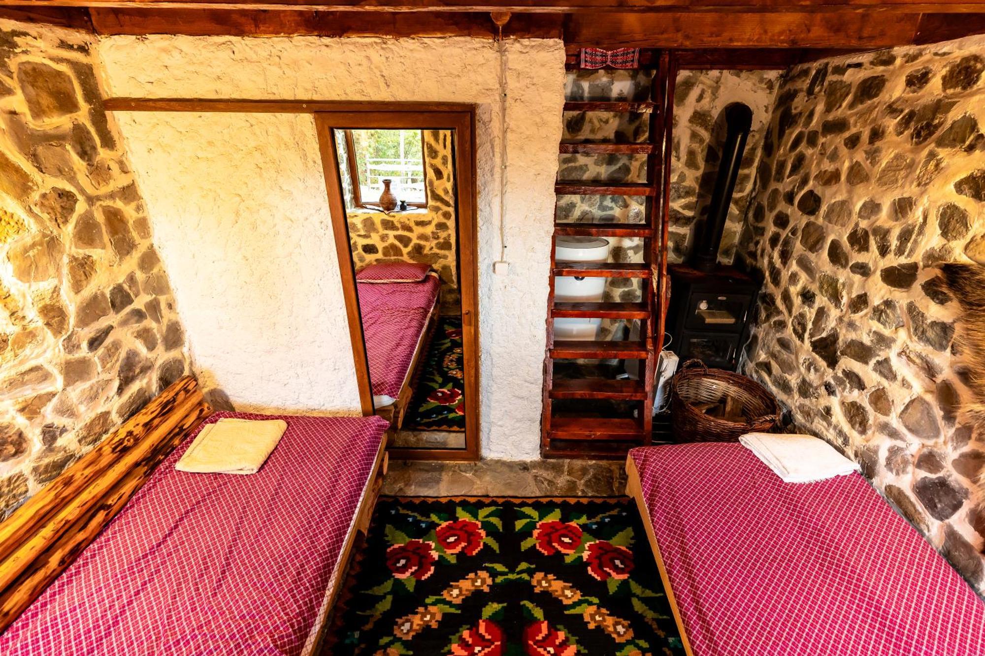 Villa Catunu' Lui Emil Carbunesti Exterior foto